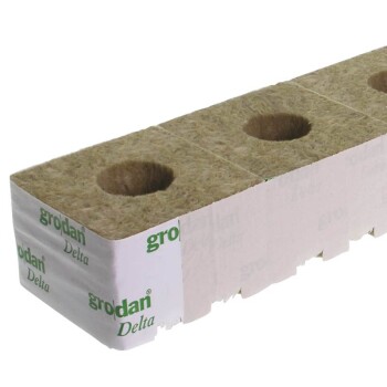 Grodan Rockwool Blocks Large Hole 10 x10x6,5cm (Box of 216 pcs)