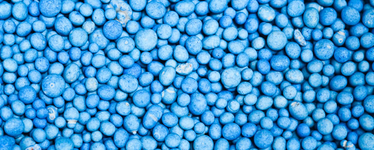 Solid NPK fertilizer